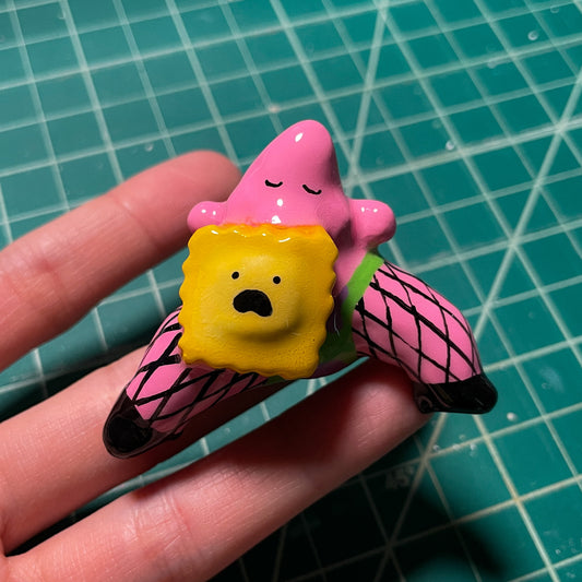 Star with Ravioli Figurine
