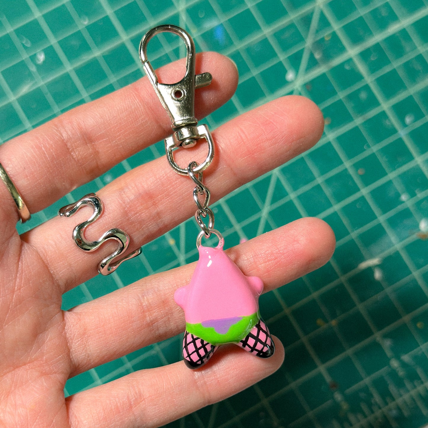 Star in Tights & Heels Keychain [MADE TO ORDER 2-3 WEEKS]