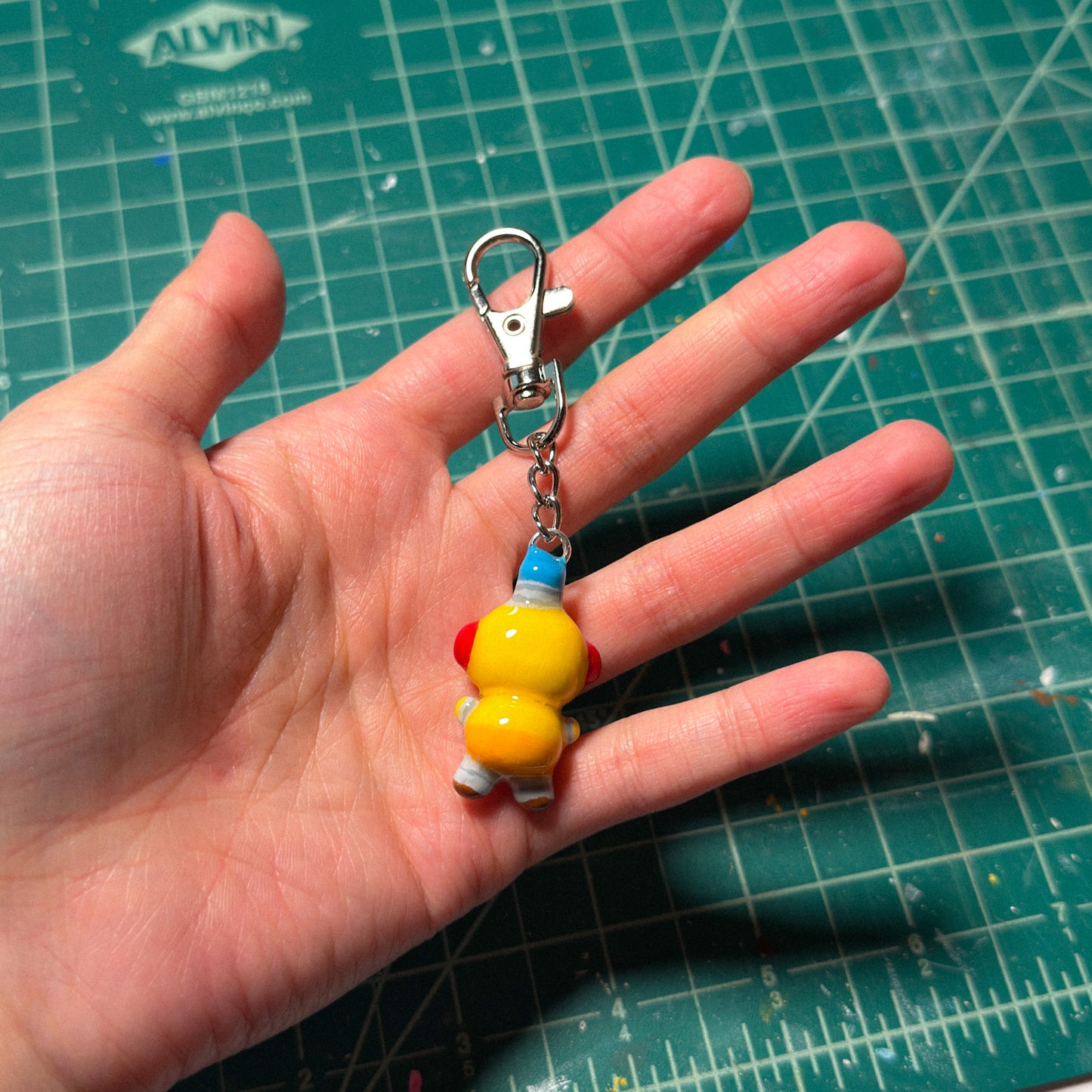 Robot Boi Keychain [MADE TO ORDER 2-3 WEEKS]