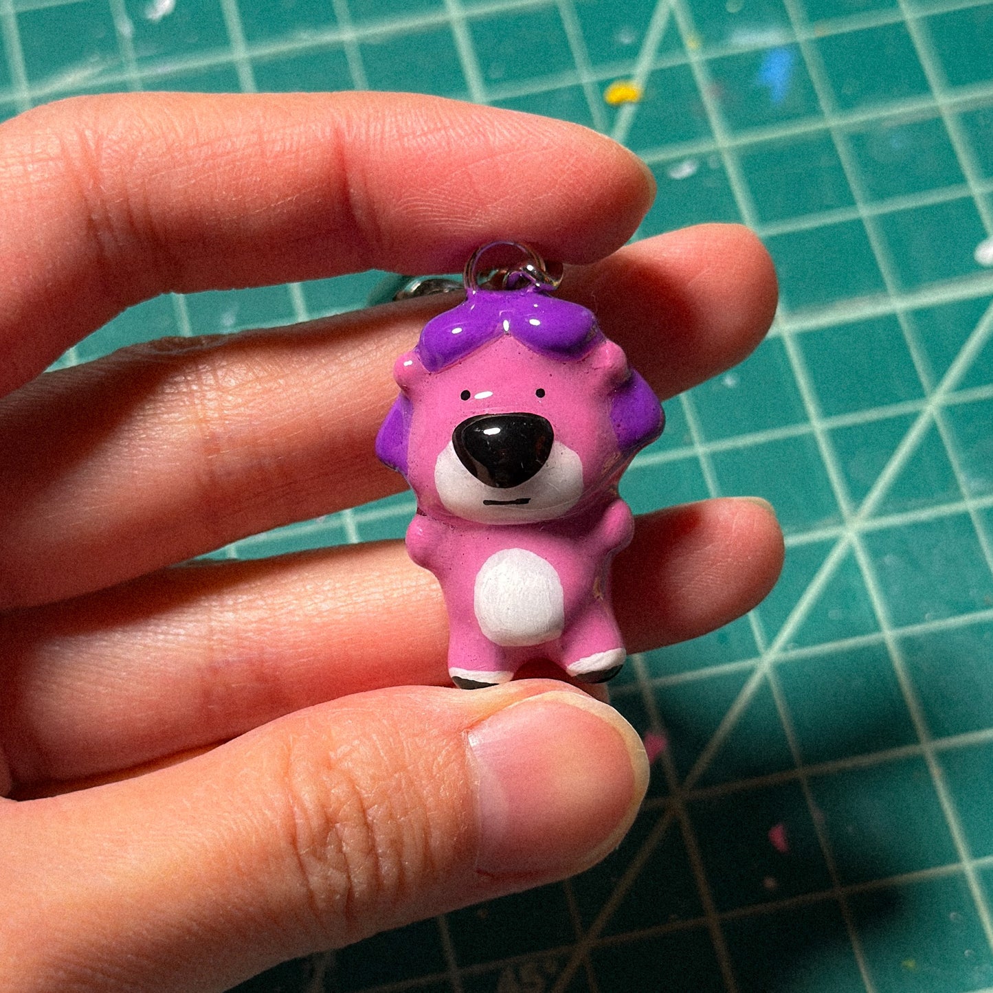 Otter Keychain [MADE TO ORDER 2-3 WEEKS]