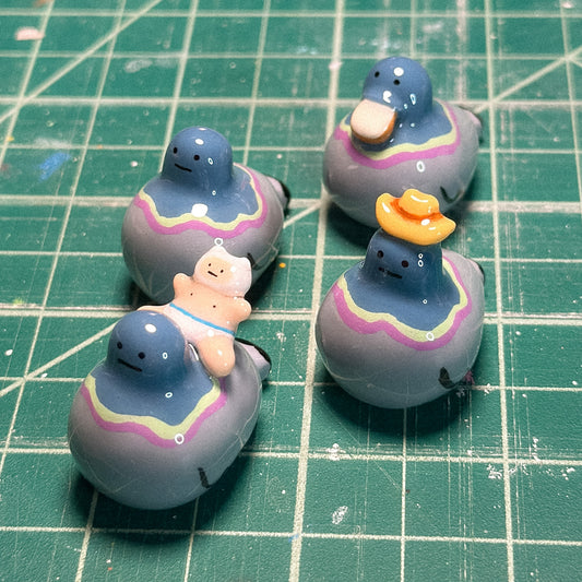 Pigeon Figurine